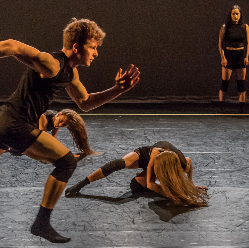 Dance artists from Vision Impure perform in Pathways